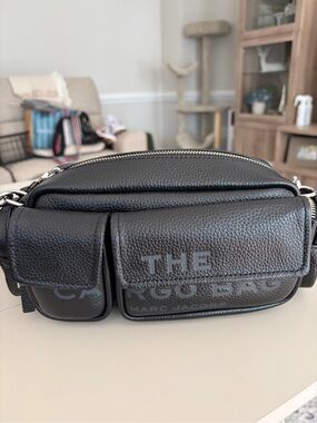 Marc Jacobs The Cargo Bag in Black - Crossbody